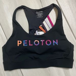 NWT Peloton sports bra